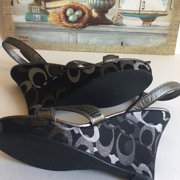 💋Coach Camelia Wedge Heels💋 - Picture 5 of 7